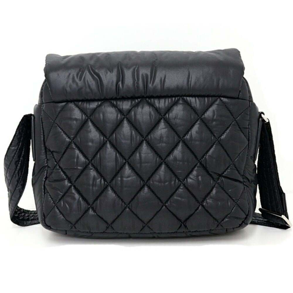 CHANEL Black Leather Shoulder Bag - Picture 2 of 6